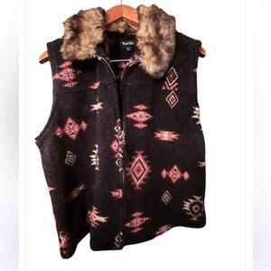 Vintage True Grit Southwestern Aztec Tapestry Vest Faux Fur Collar Sz L Women